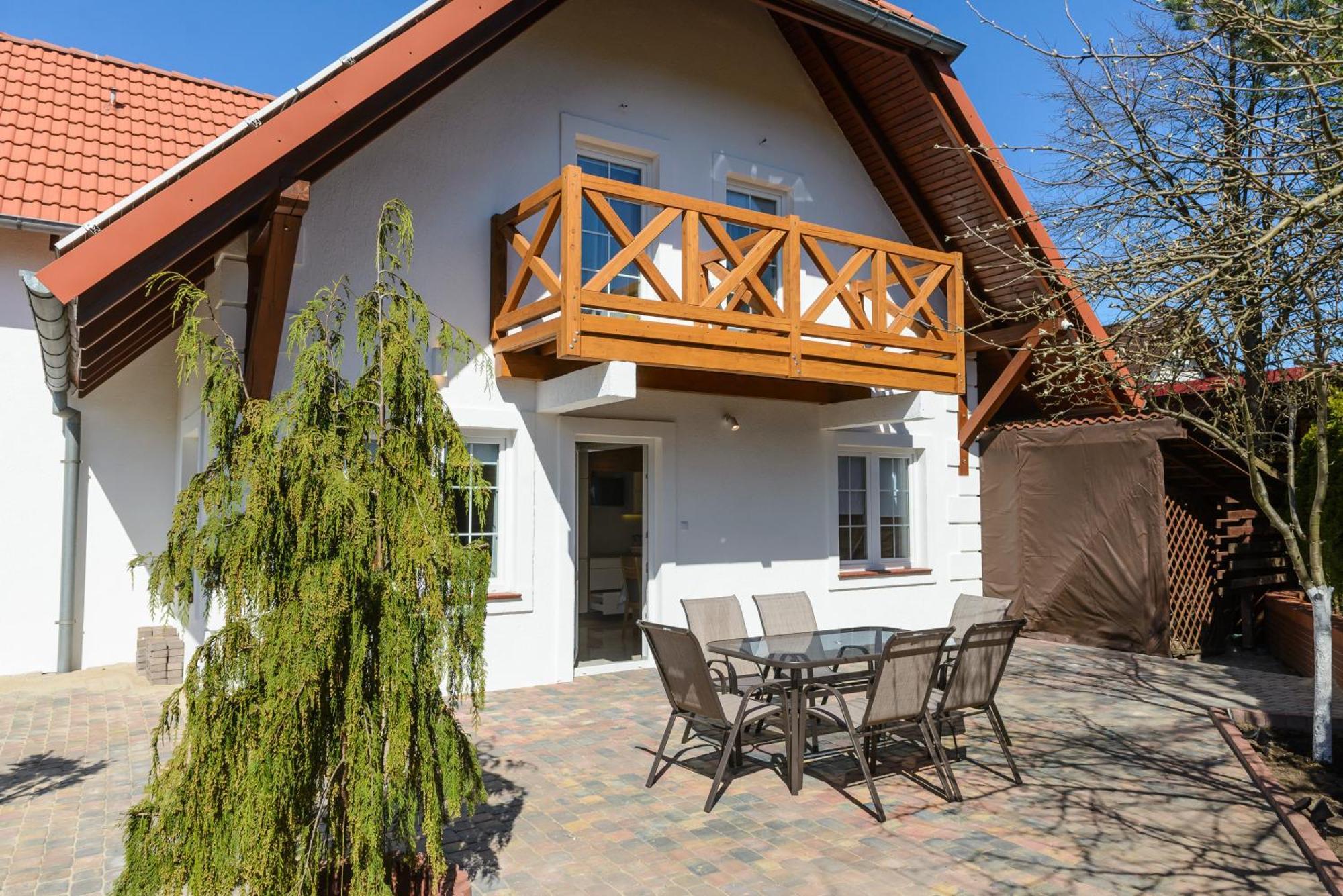 Pensjonat Srebrny Klon Bytów Exterior foto