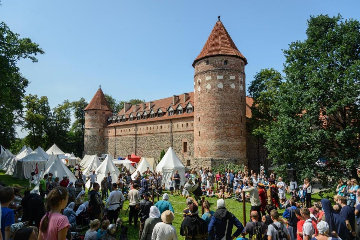 Pensjonat Srebrny Klon Bytów Exterior foto
